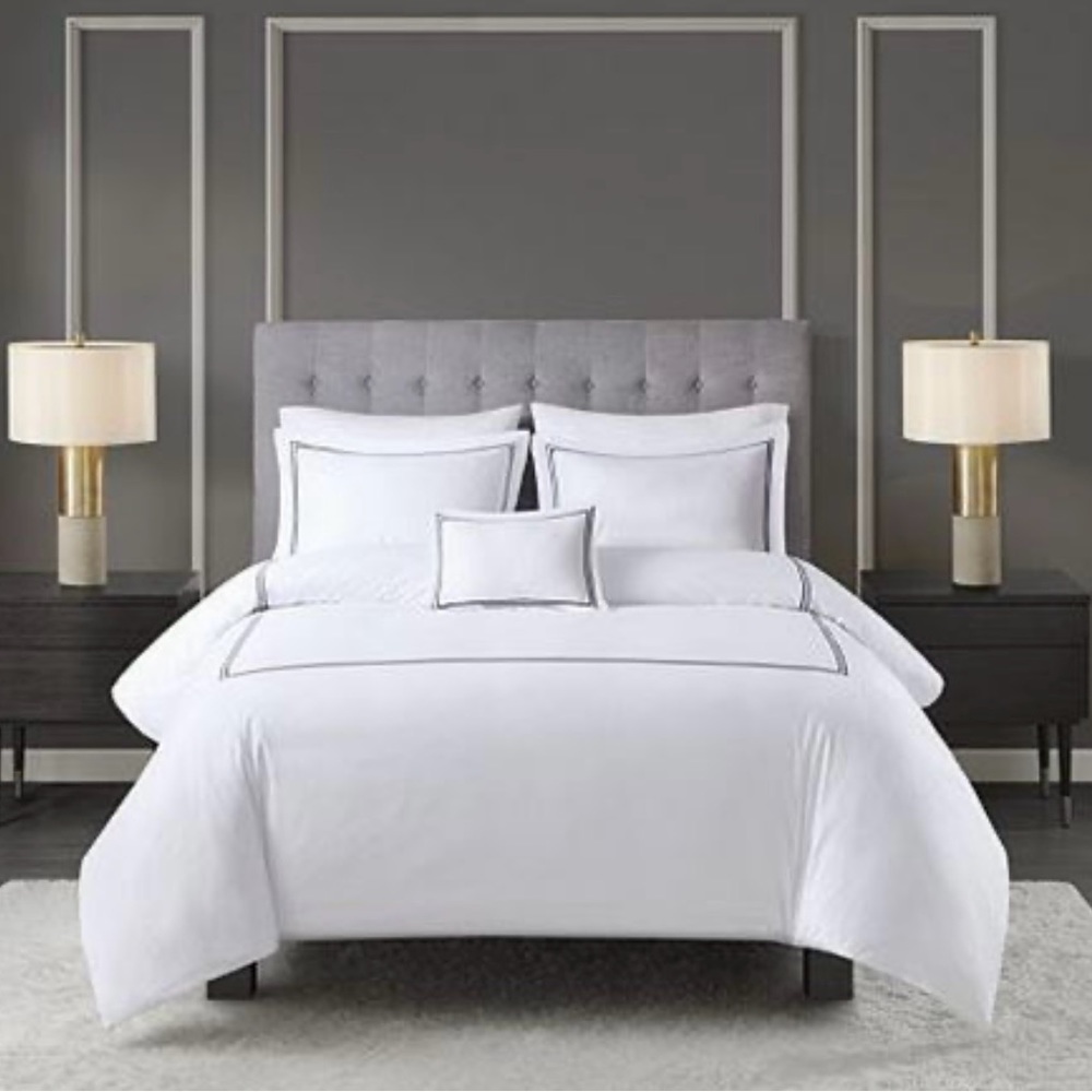 Madison Park Signature Luxury Collection 100% Cotton Sateen Embroidered Duvet